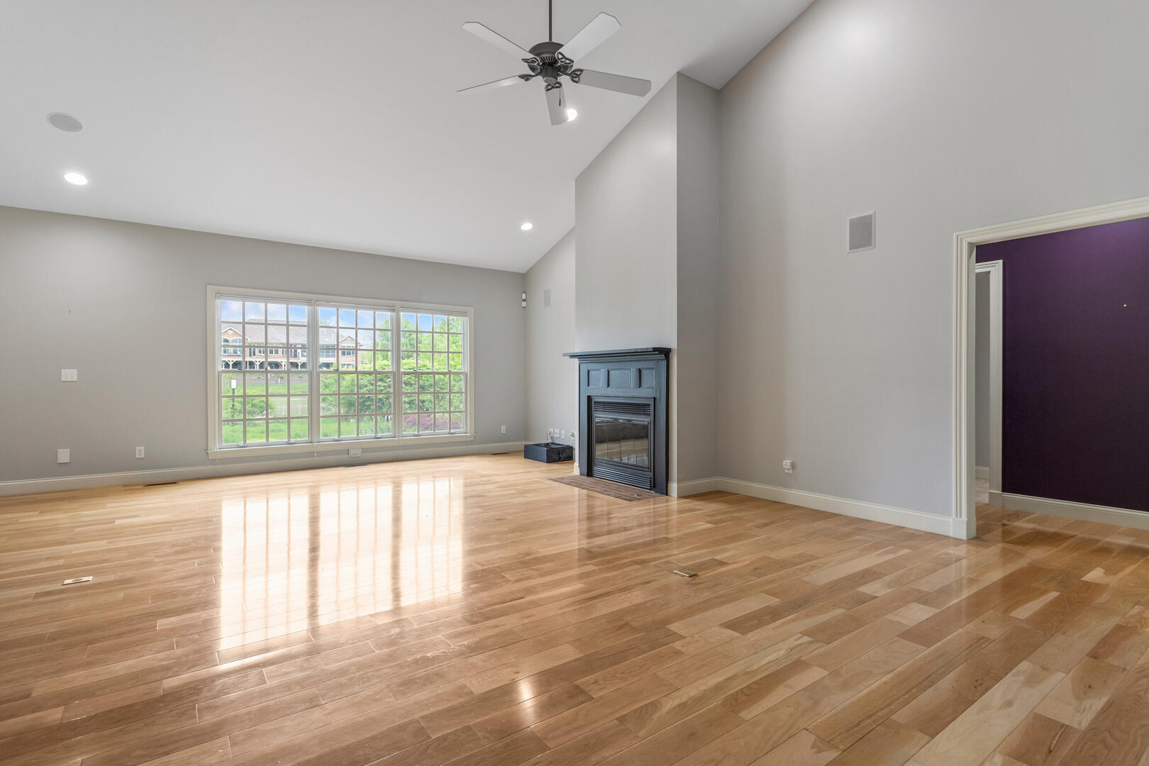 2410 Wendover Place Champaign, IL 61822 - Photo 11 of 68