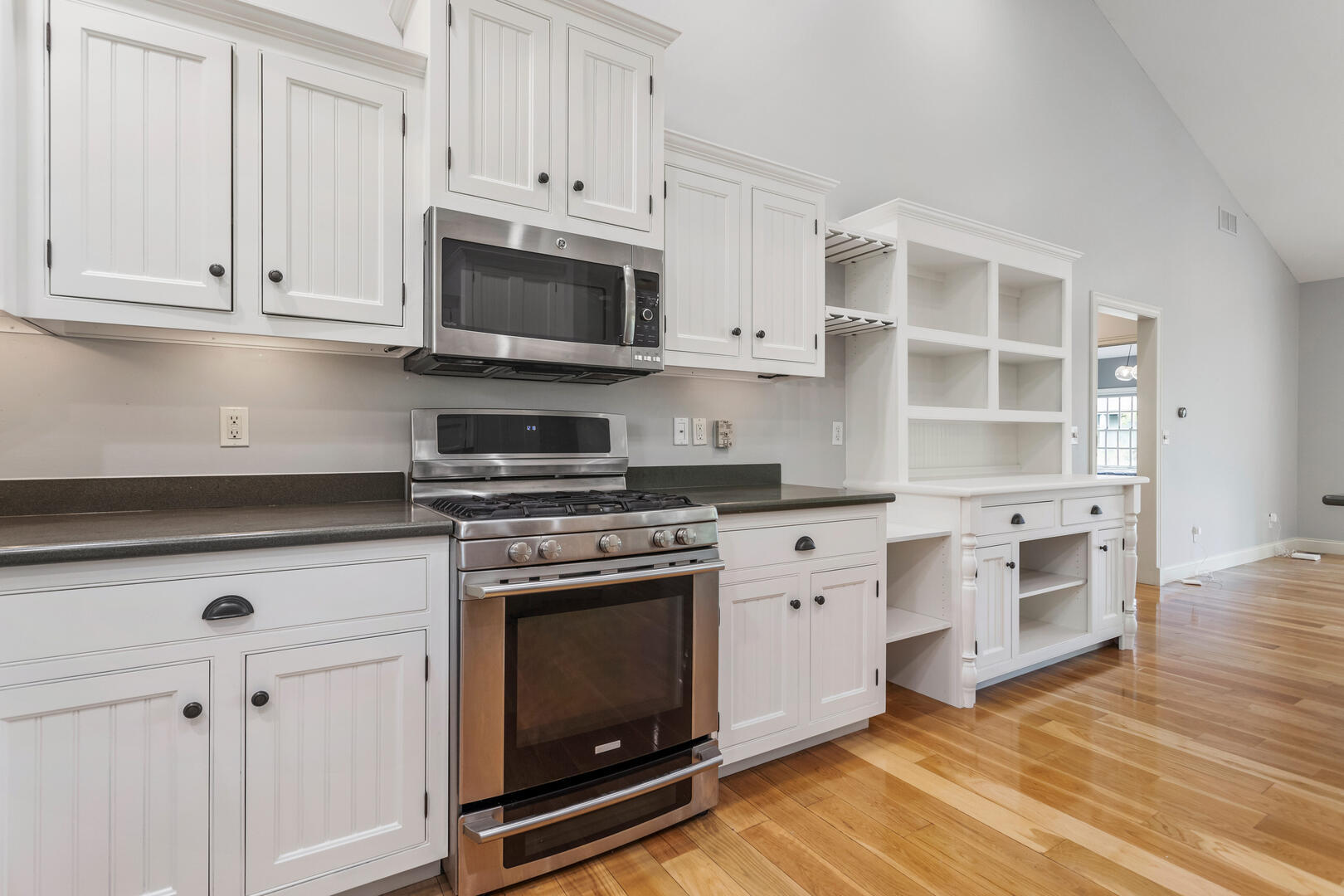 2410 Wendover Place Champaign, IL 61822 - Photo 20 of 68