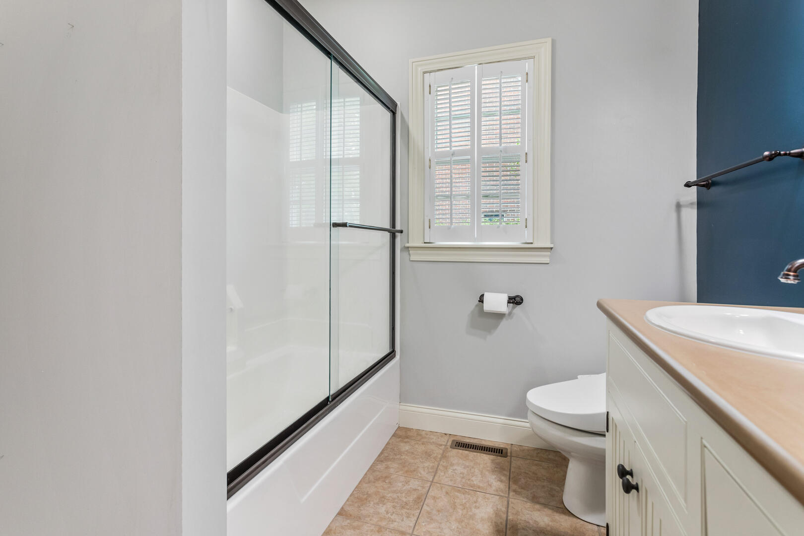 2410 Wendover Place Champaign, IL 61822 - Photo 40 of 68