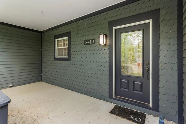 $599,900 | 2410 Wendover Place, Champaign, IL 61822