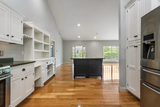 $599,900 | 2410 Wendover Place, Champaign, IL 61822