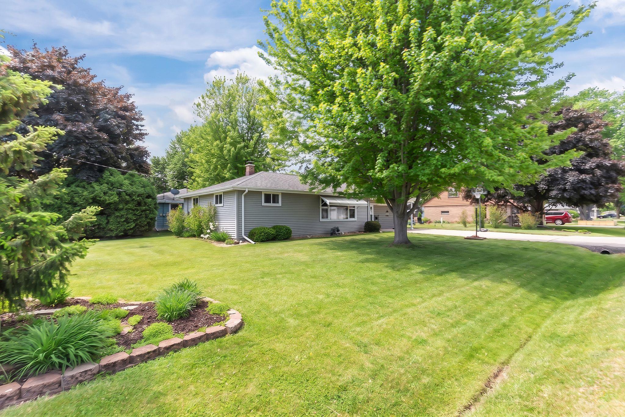 288 Forkin Street Menasha, WI 54952 - Photo 40 of 43