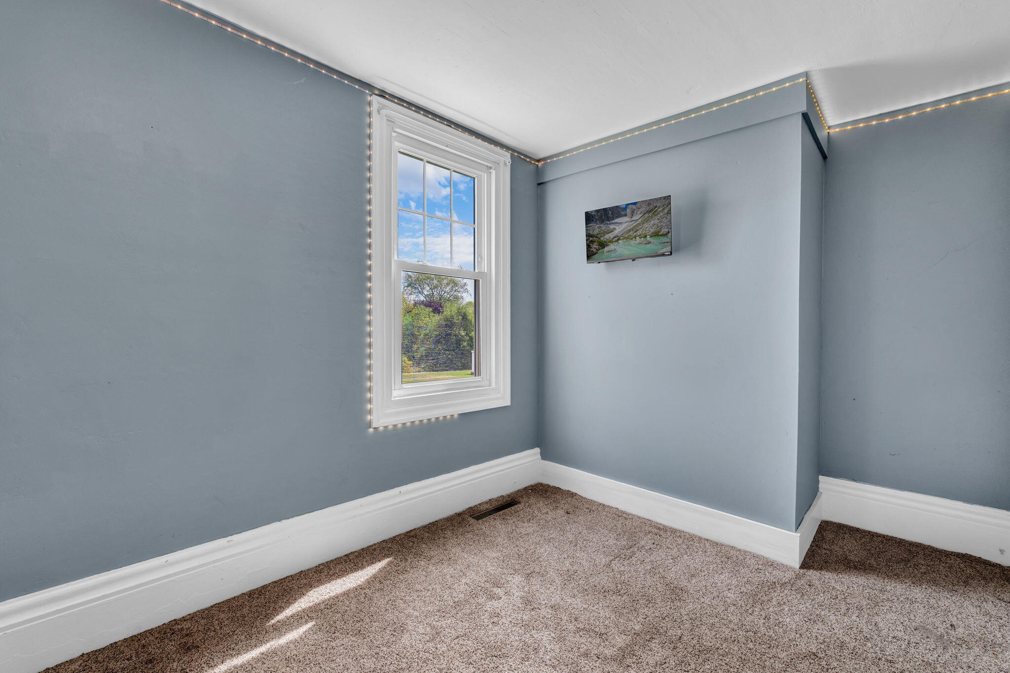 14 Brooklyn Heights Road Thomaston, ME 04861 - Photo 19 of 76 12-web-or-mls-14-brooklyn-heights-rd