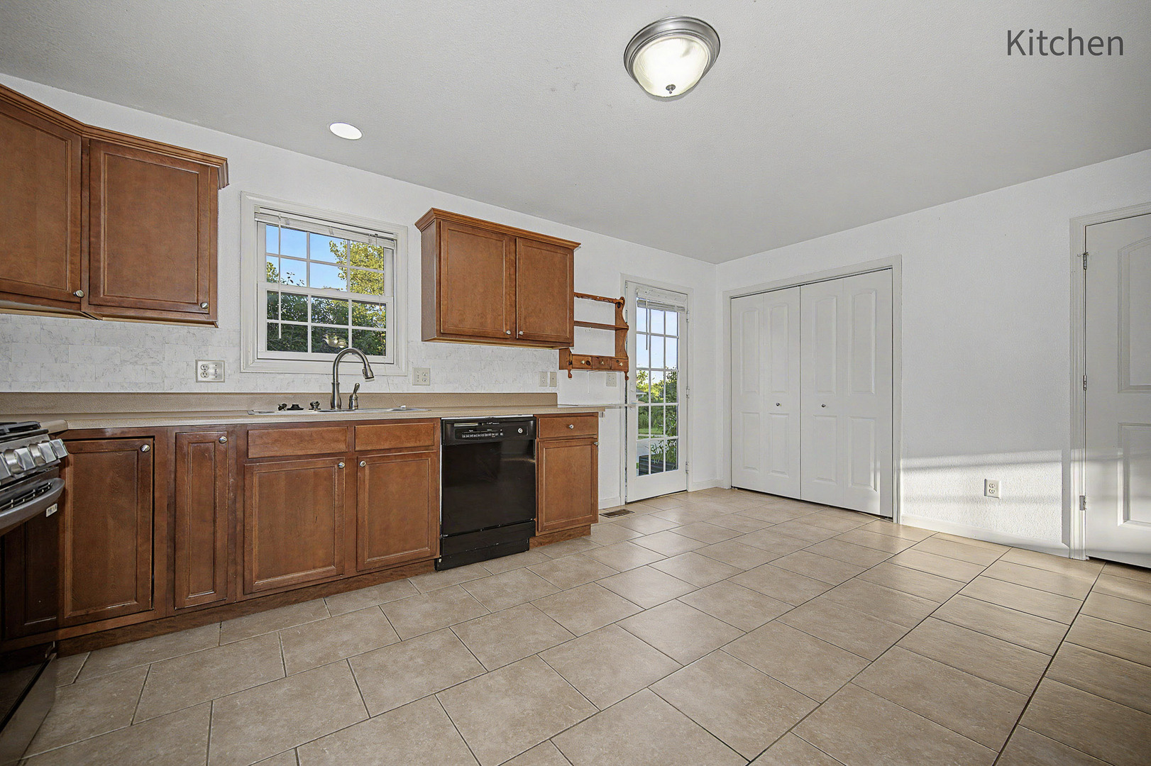 1820 Glenbridge Road Bloomington, IL 61704 - Photo 14 of 42