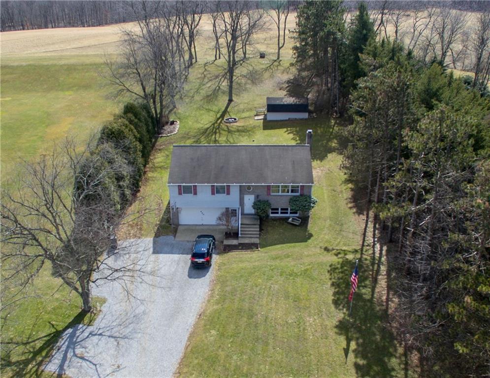 420 Dinnerbell Road Butler, PA 16002 - Photo 2 of 25