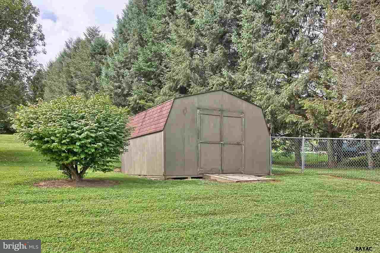 820 Taylor Road Windsor, PA 17366 - Photo 23 of 27