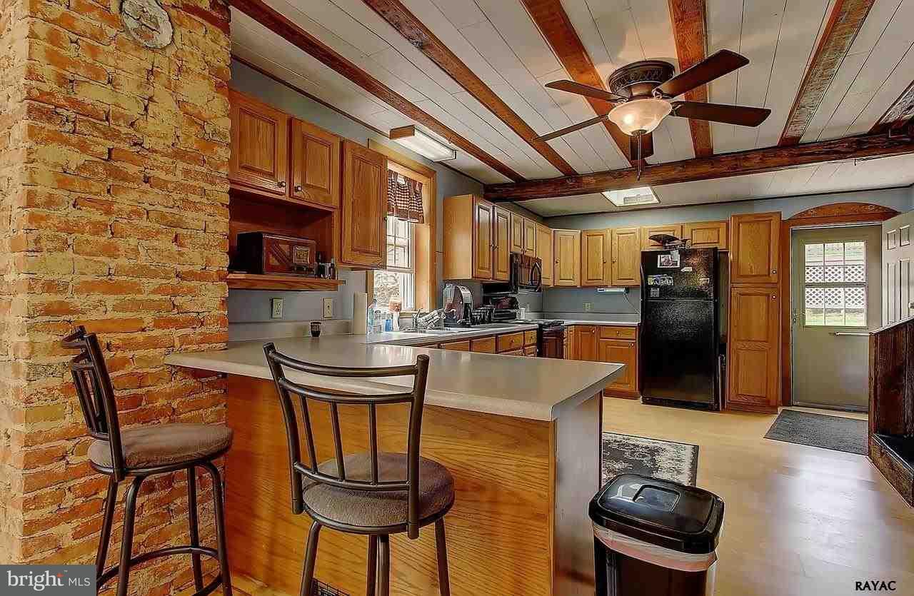 820 Taylor Road Windsor, PA 17366 - Photo 4 of 27
