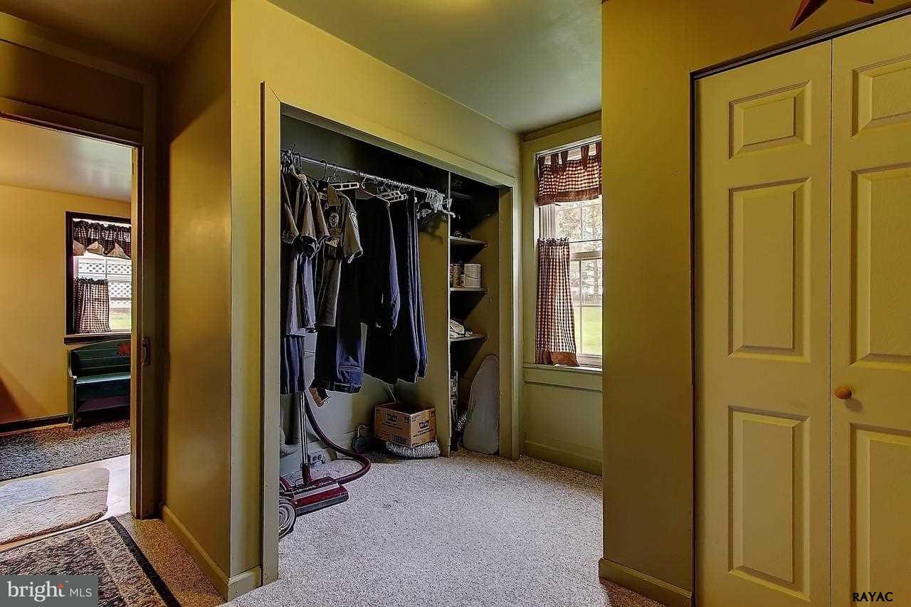 820 Taylor Road Windsor, PA 17366 - Photo 9 of 27
