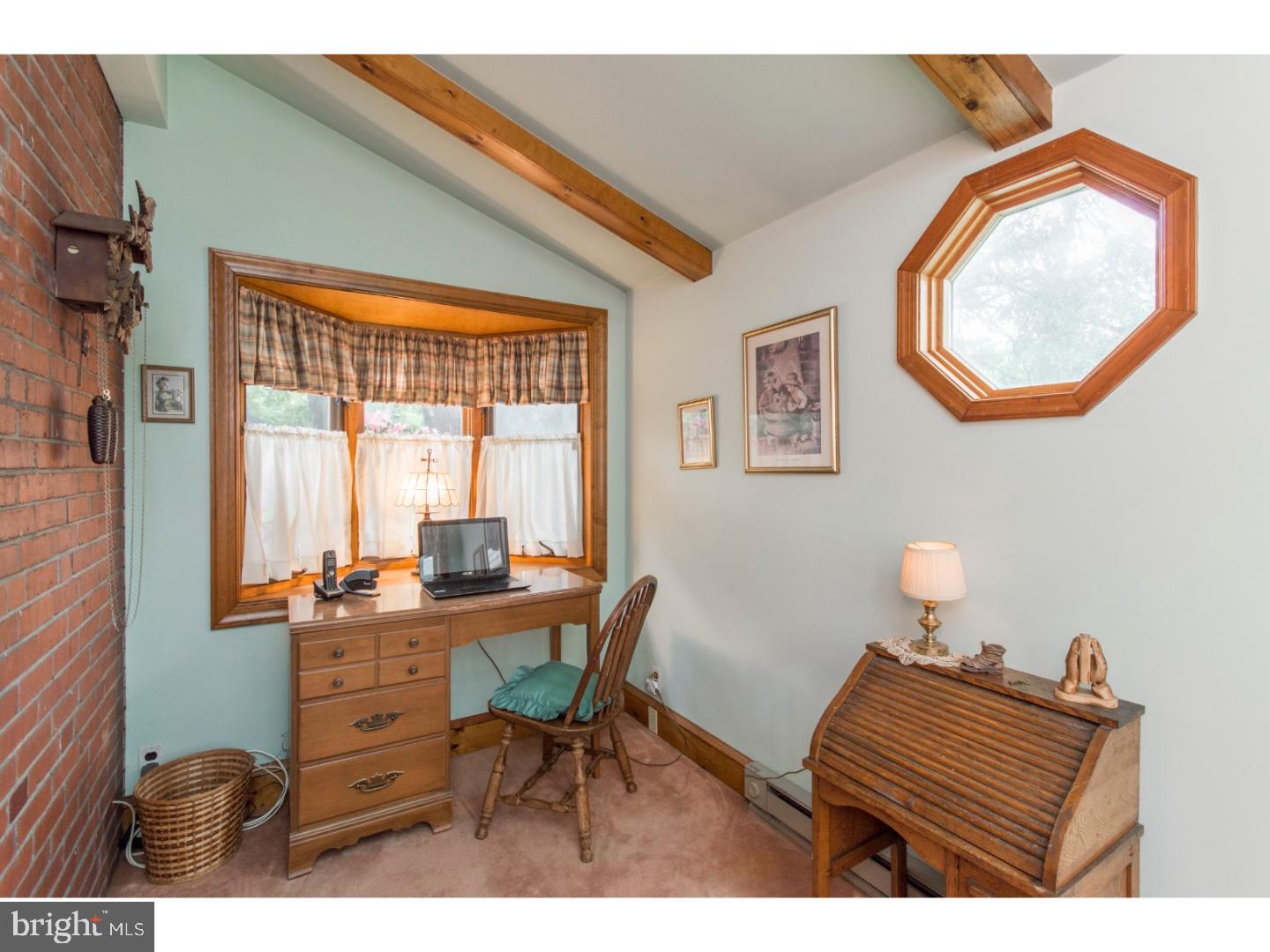 916 Gilbert Road Cheltenham, PA 19012 - Photo 7 of 25 Office / Study