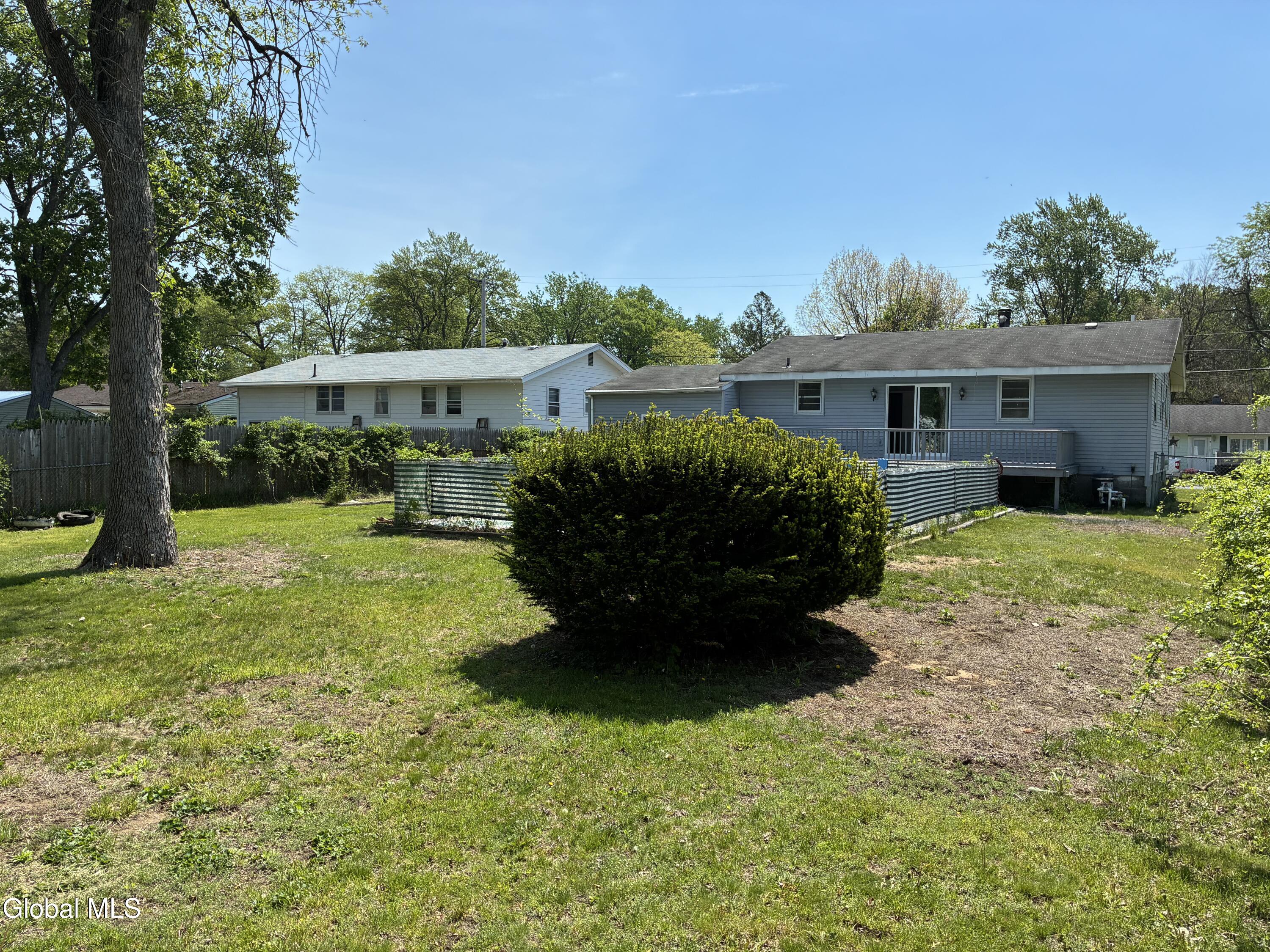 419 Clayton Road Schenectady, NY 12304 - Photo 11 of 33 IMG_5438 (1)