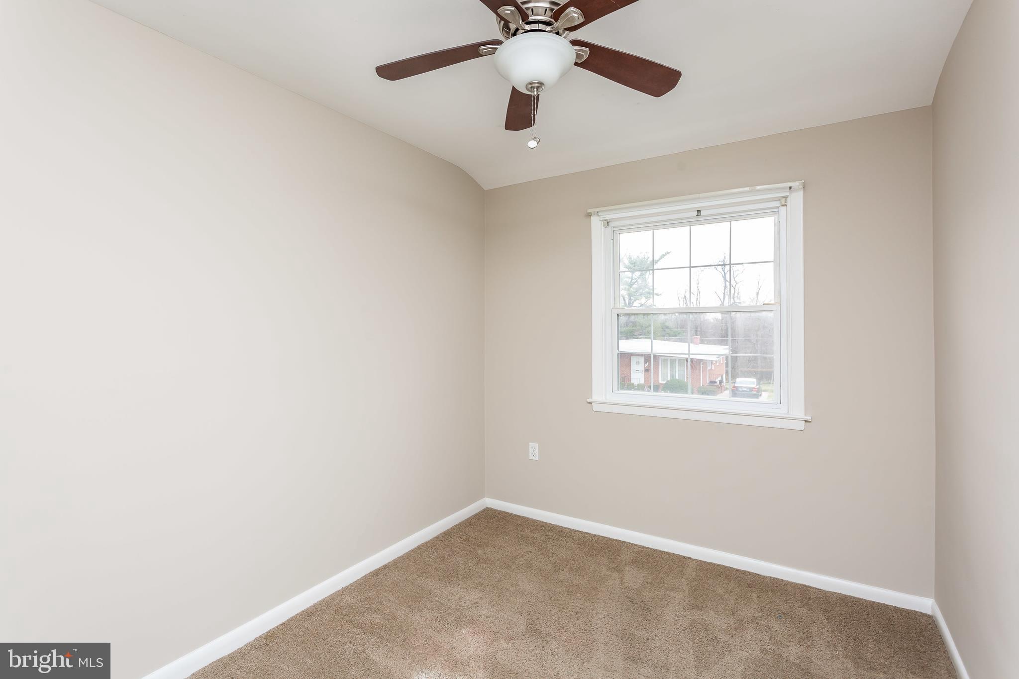 6838 Queens Ferry Road Baltimore, MD 21239 - Photo 11 of 29