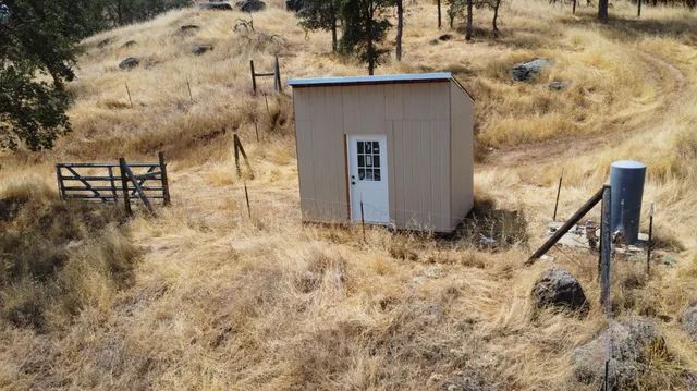 $170,000 | 36423 Ennis Road, Squaw Valley, CA 93675