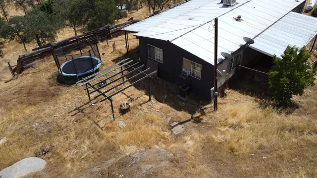 $170,000 | 36423 Ennis Road, Squaw Valley, CA 93675