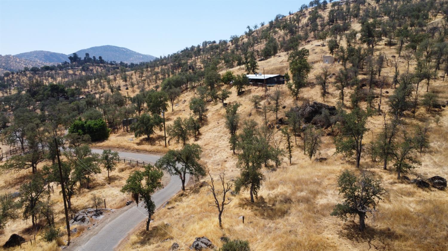 36423 Ennis Road Squaw Valley, CA 93675 - Photo 7 of 13