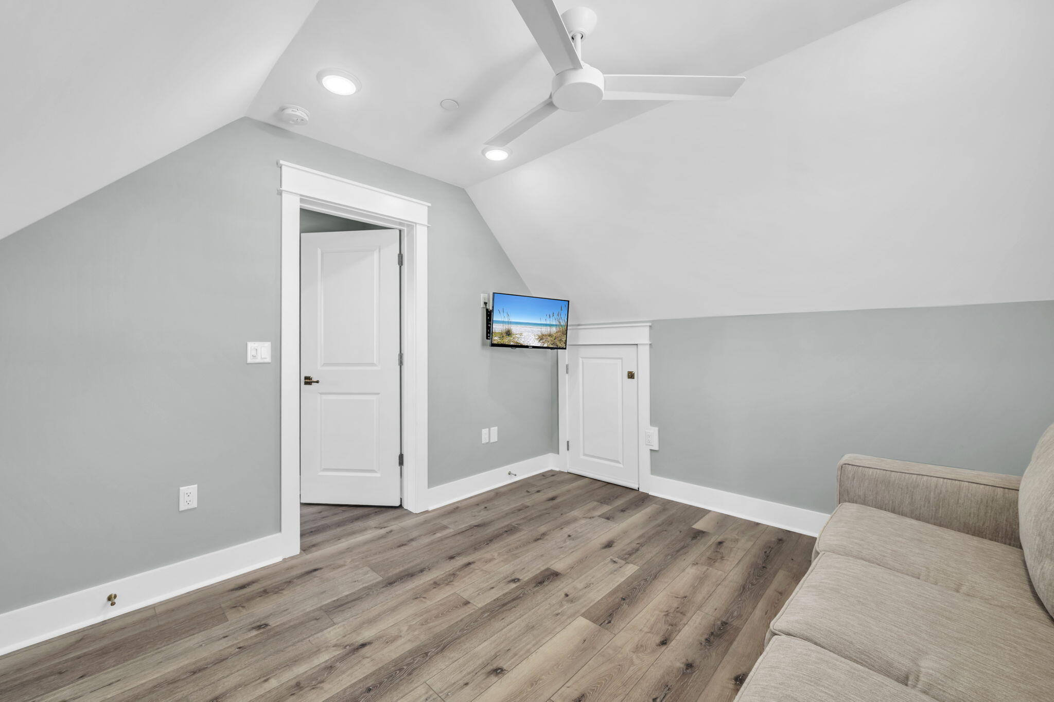 413 Henderson Cottage Way Destin, FL 32541 - Photo 25 of 70 42-web-or-mls-DSC08995