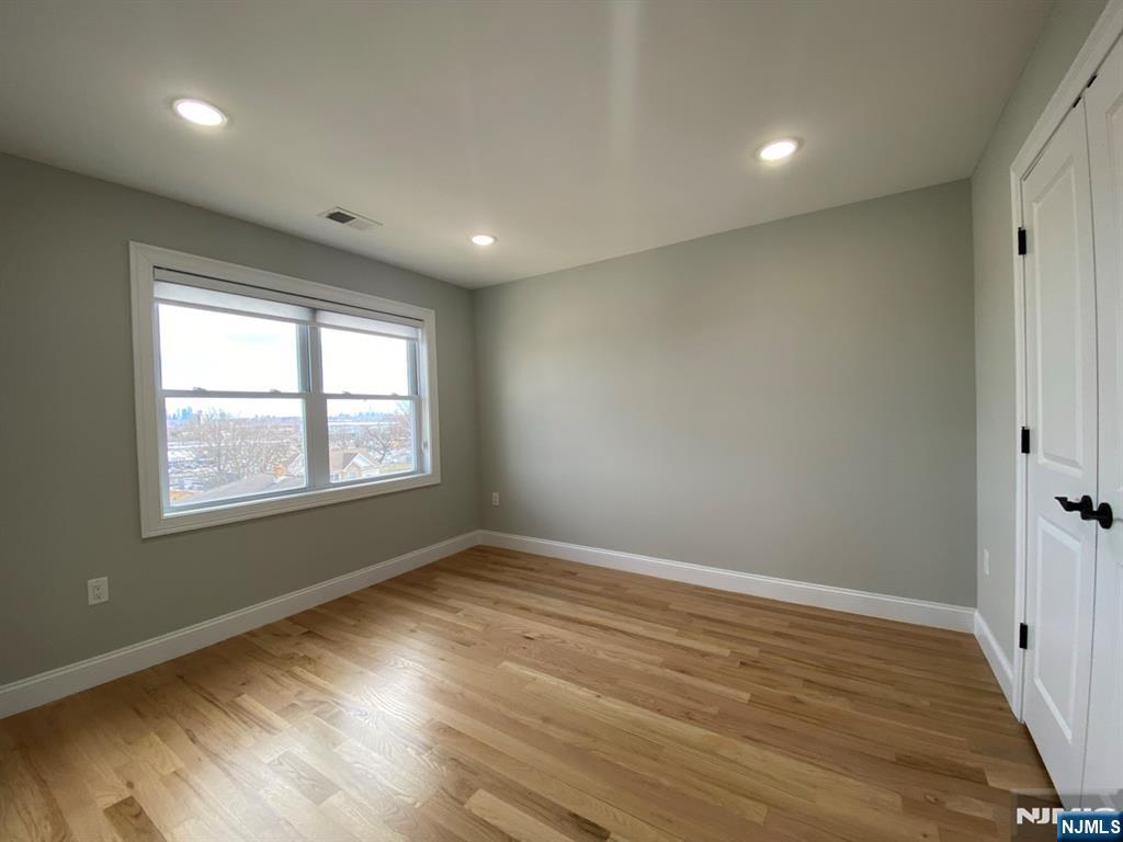 105 Feronia Way, Unit 2 Rutherford, NJ 07070 - Photo 10 of 23