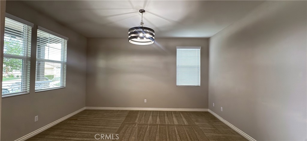 33833 Edge Temecula, CA 92592 - Photo 5 of 18 an empty room with a window