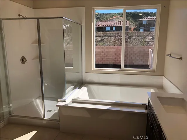 $4,400 | 33833 Edge, Temecula, CA 92592