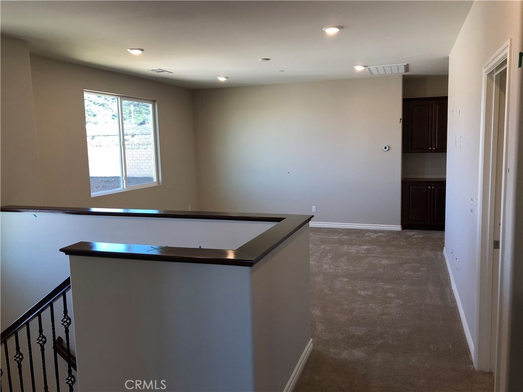 33833 Edge Temecula, CA 92592 - Photo 10 of 11