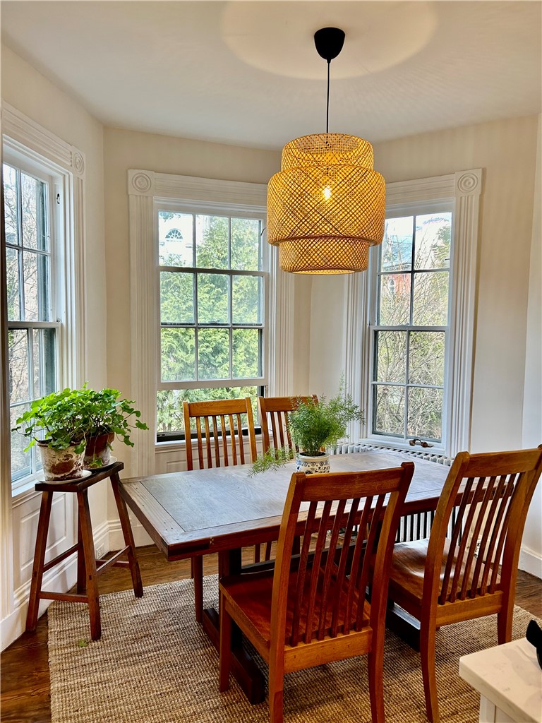12 Bull Street Newport, RI 02840 - Photo 4 of 9