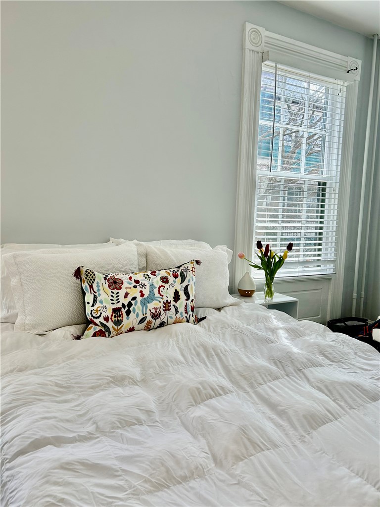 12 Bull Street Newport, RI 02840 - Photo 7 of 9