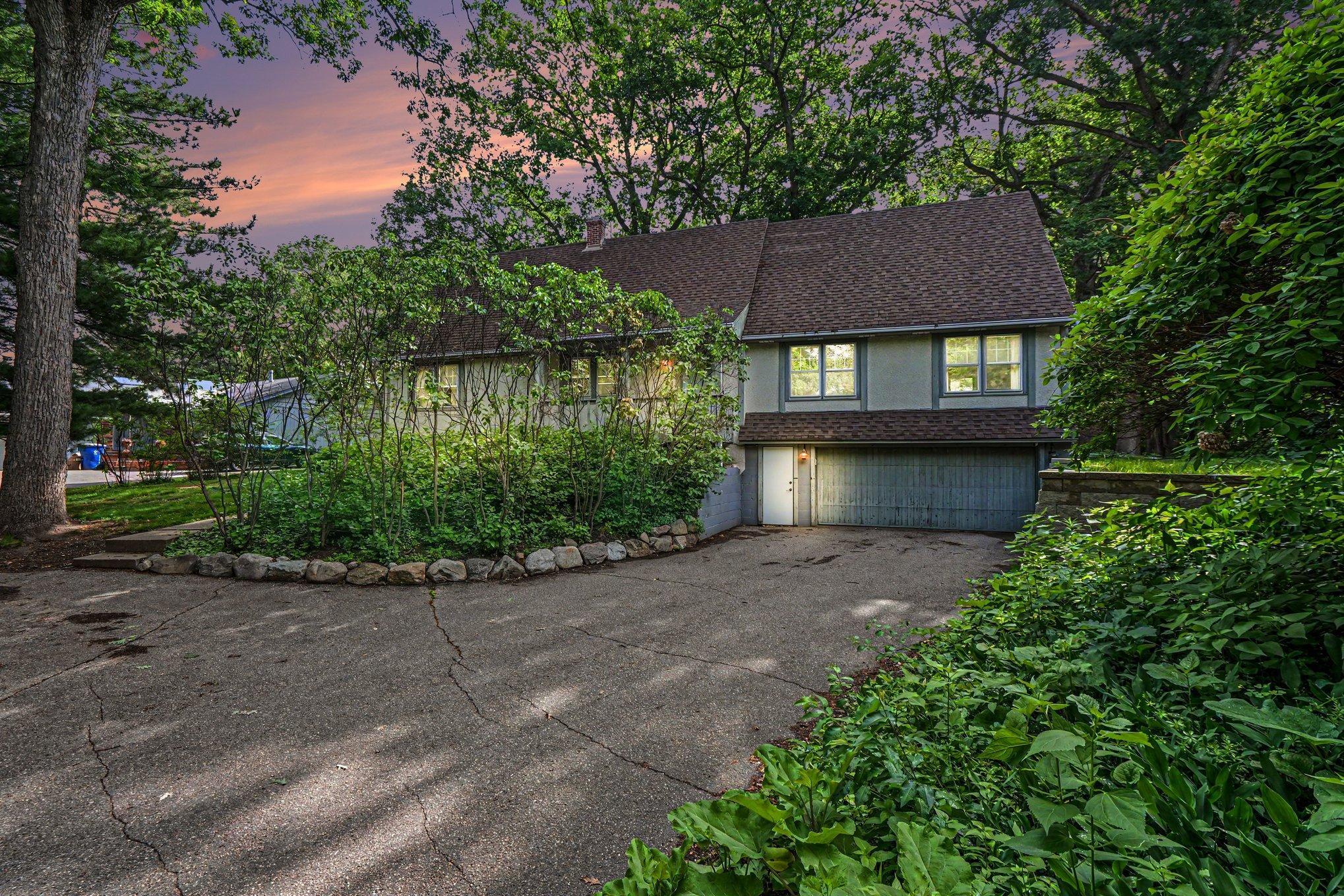 7017 Valley View Road Edina, MN 55439 - Photo 1 of 31