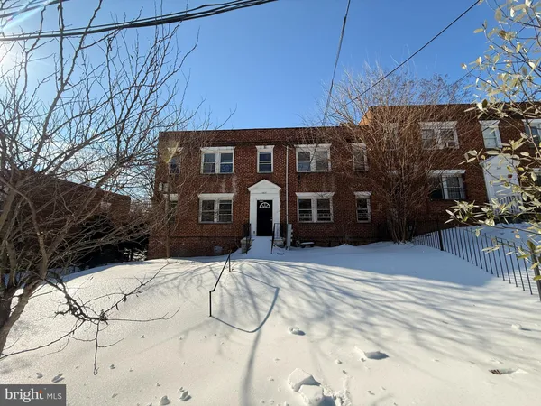 $1,900 | 2621 30th Street Southeast, Unit 4, Washington, DC 20020