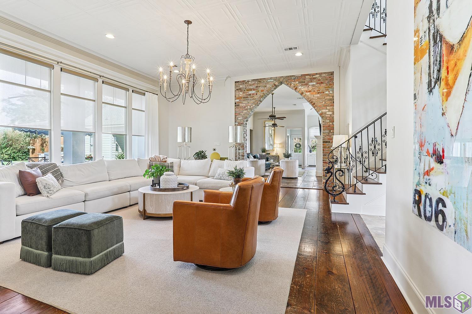 21550 Rabbit Run Drive Baton Rouge, LA 70817 - Photo 4 of 32 Living Room
