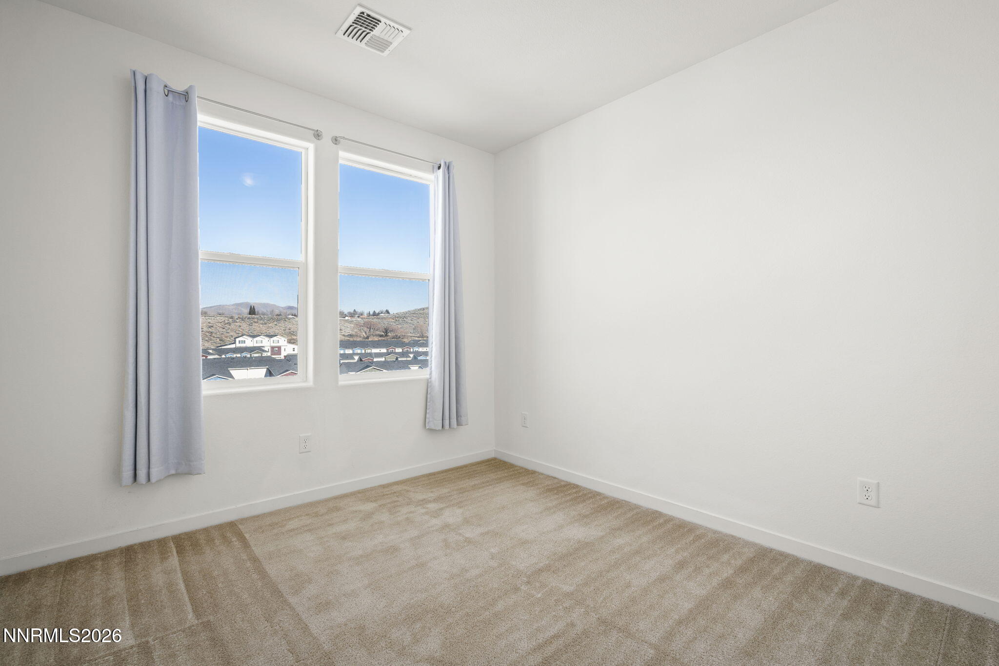 1024 Big Rock Loop Sun Valley, NV 89433 - Photo 20 of 27 20-web-or-mls-_DSC1008