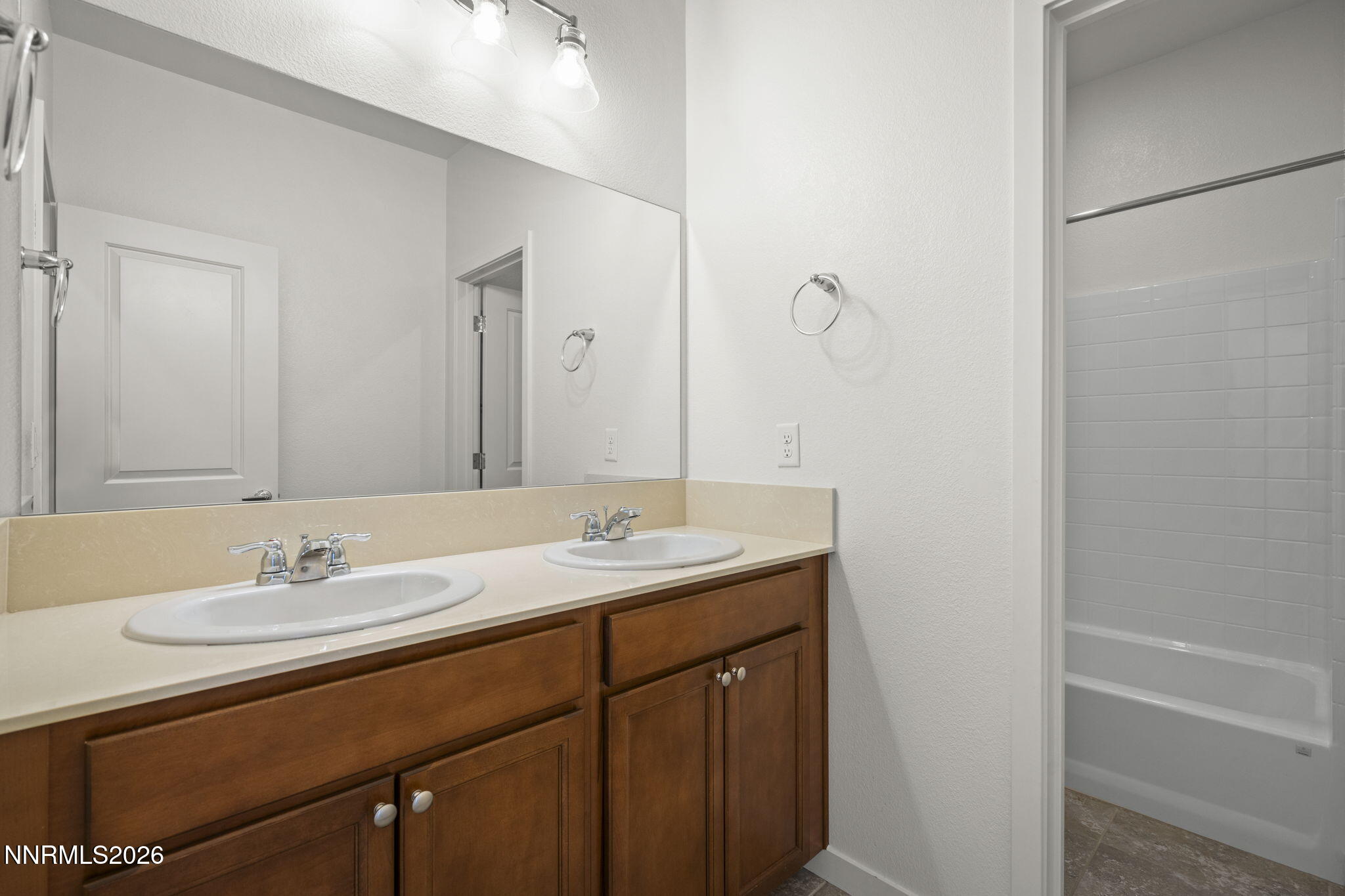 1024 Big Rock Loop Sun Valley, NV 89433 - Photo 22 of 27 22-web-or-mls-_DSC1018