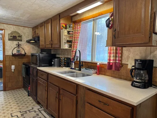 $230,000 | 51 North Guilford Road, Monson, ME 04464