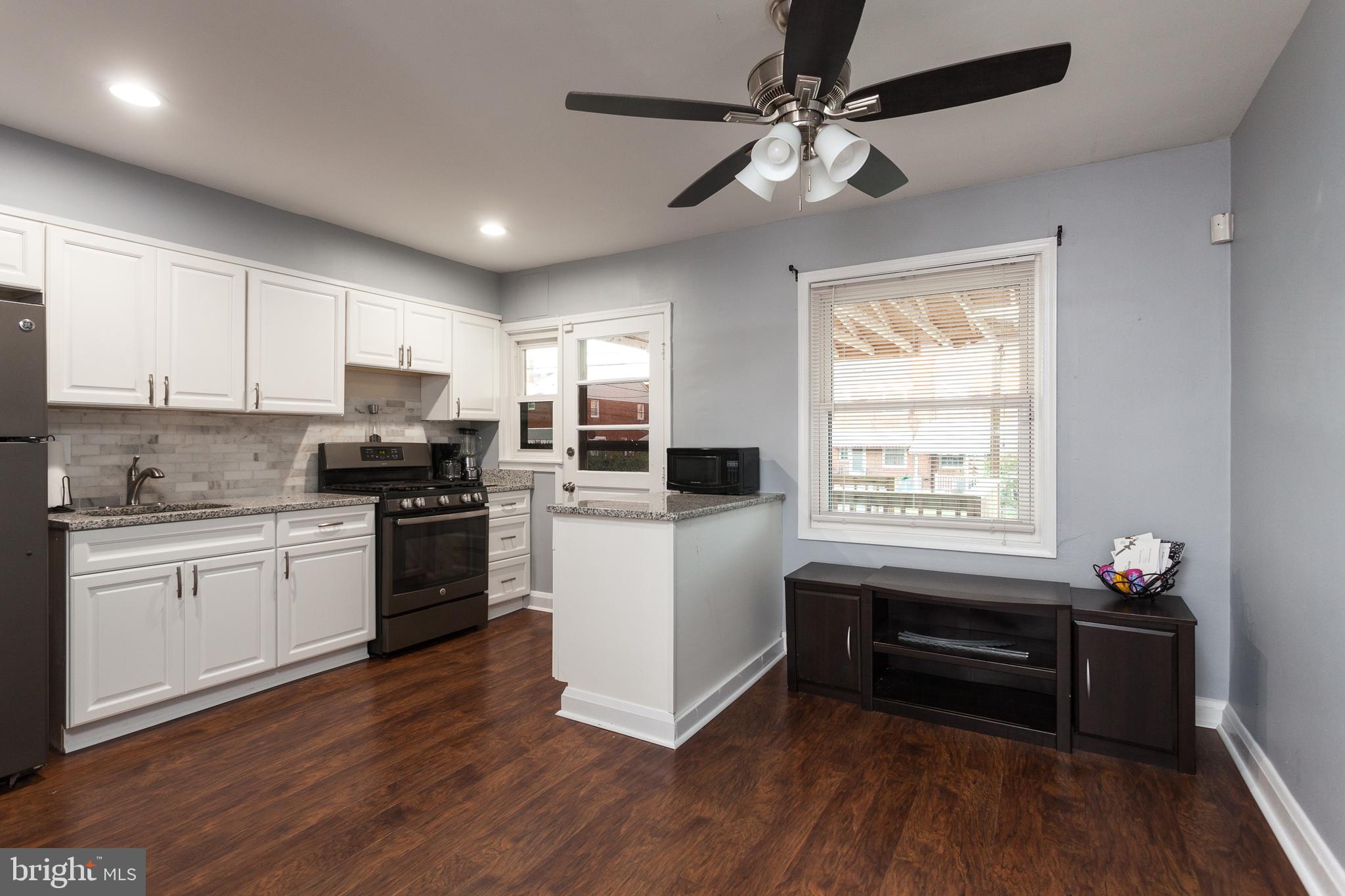740 Arncliffe Road Baltimore, MD 21221 - Photo 4 of 25 Updated Kitchen