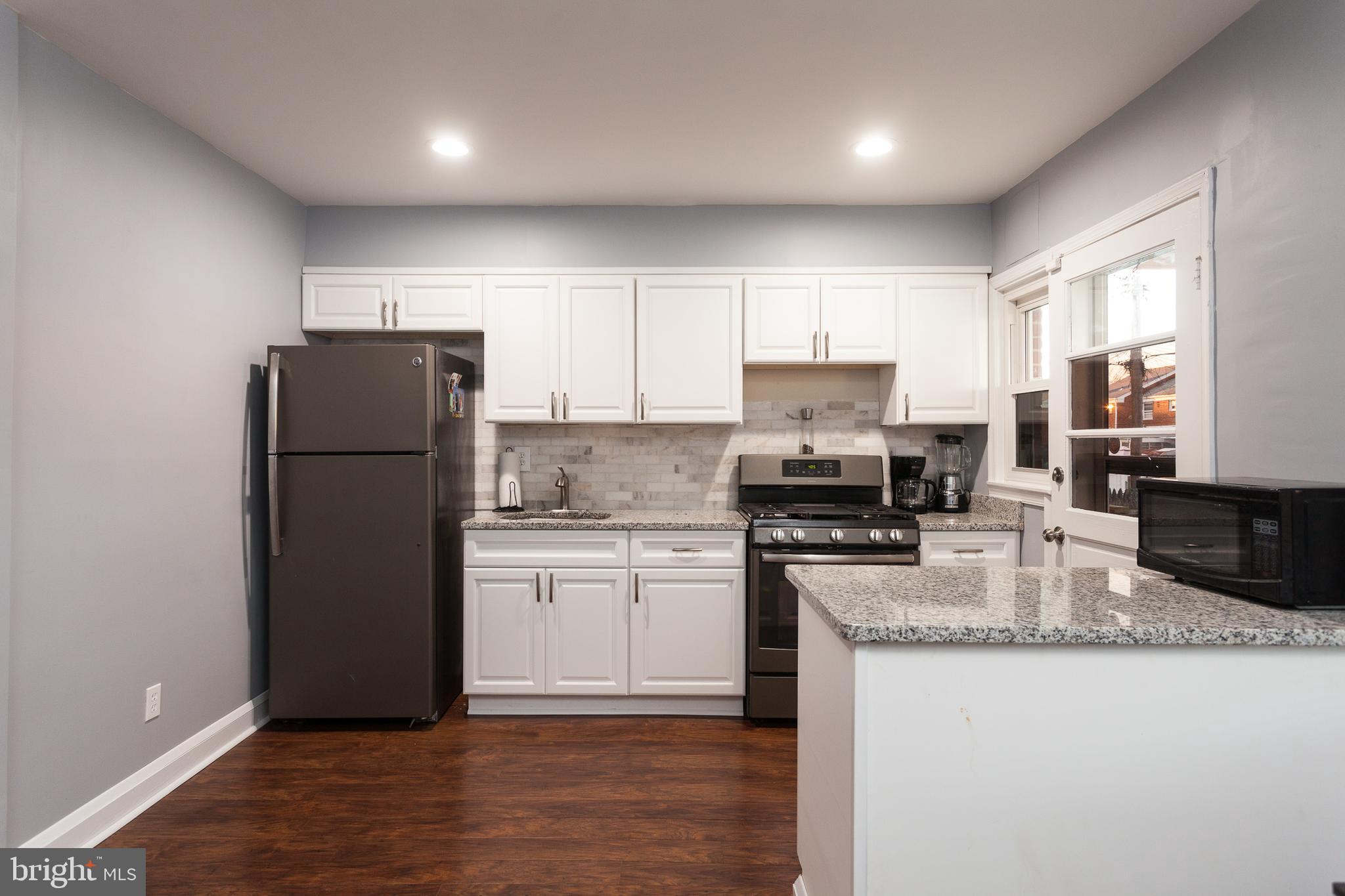 740 Arncliffe Road Baltimore, MD 21221 - Photo 6 of 25 Updated Kitchen