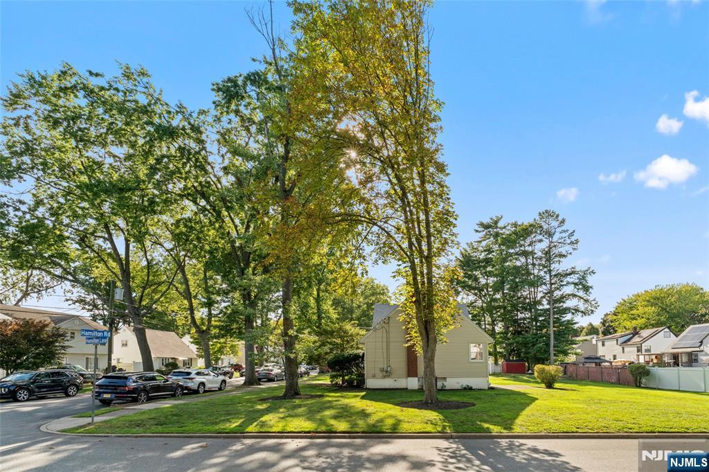257 Hamilton Road Teaneck, NJ 07666 - Photo 26 of 31 Gallery Image 26