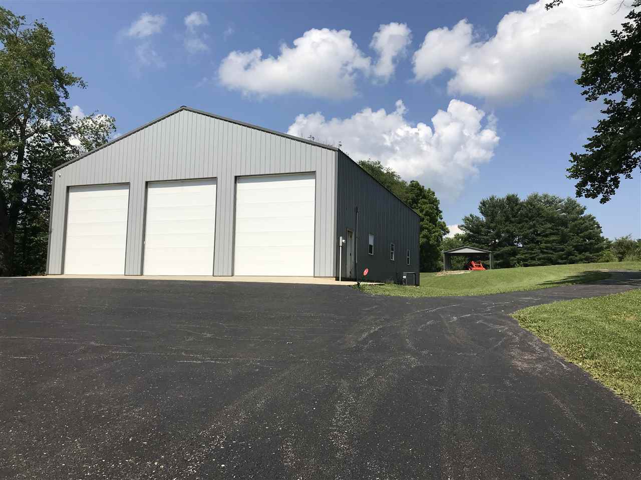 5301 South Fairfax Road Bloomington, IN 47401 - Photo 27 of 29 Gallery Image 27