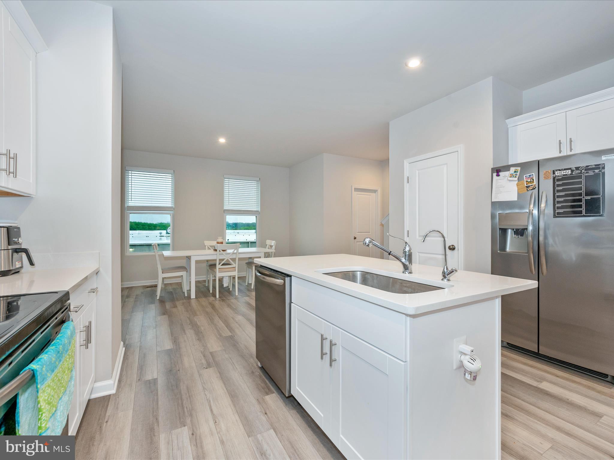 147 Presidents Pointe Avenue Ranson, WV 25438 - Photo 21 of 50 Kitchen