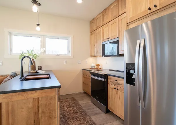 $730,000 | 114-116 East Lakeview Drive, Silver Bay, MN 55614