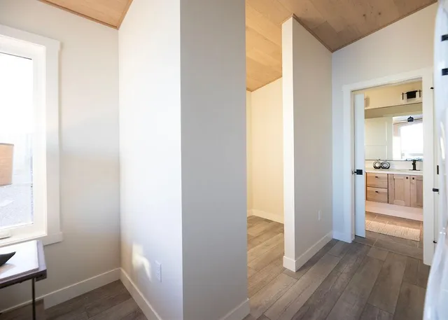 $730,000 | 114-116 East Lakeview Drive, Silver Bay, MN 55614