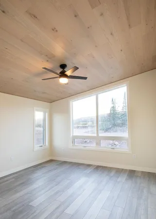 $730,000 | 114-116 East Lakeview Drive, Silver Bay, MN 55614