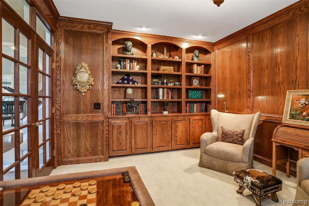 2098 Mapleridge Road Rochester Hills, MI 48309 - Photo 15 of 40