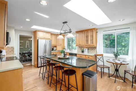 $725,000 | 7304 135th St Court East, Puyallup, WA 98373