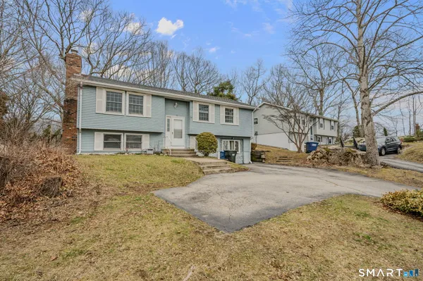 $399,900 | 10 Amherst Court, Groton, CT 06355