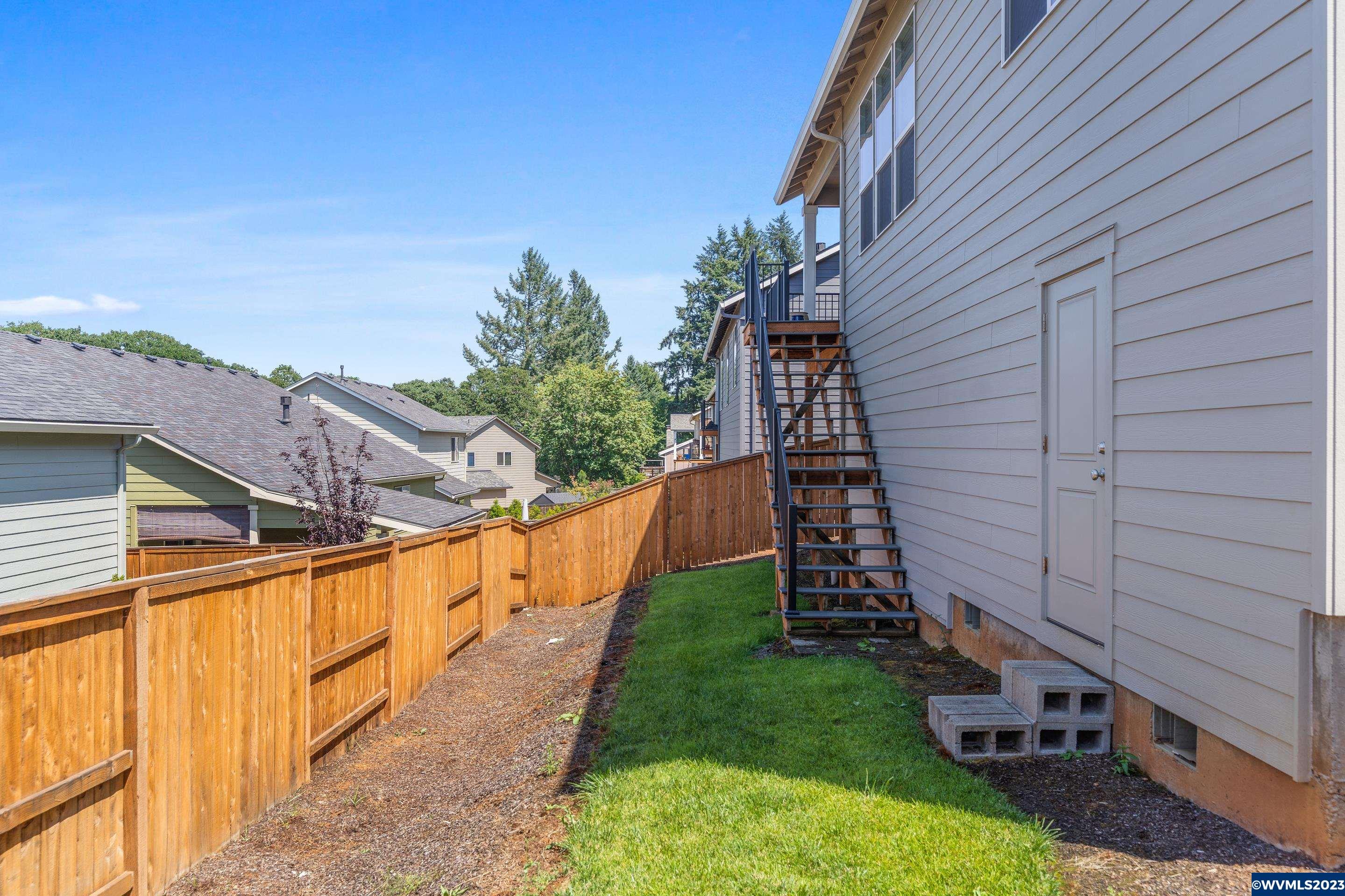 2045 Davis Road South Salem, OR 97306 - Photo 29 of 32
