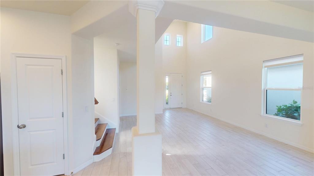 5521 Summit Glen Bradenton, FL 34203 - Photo 25 of 54 wooden floor in a room