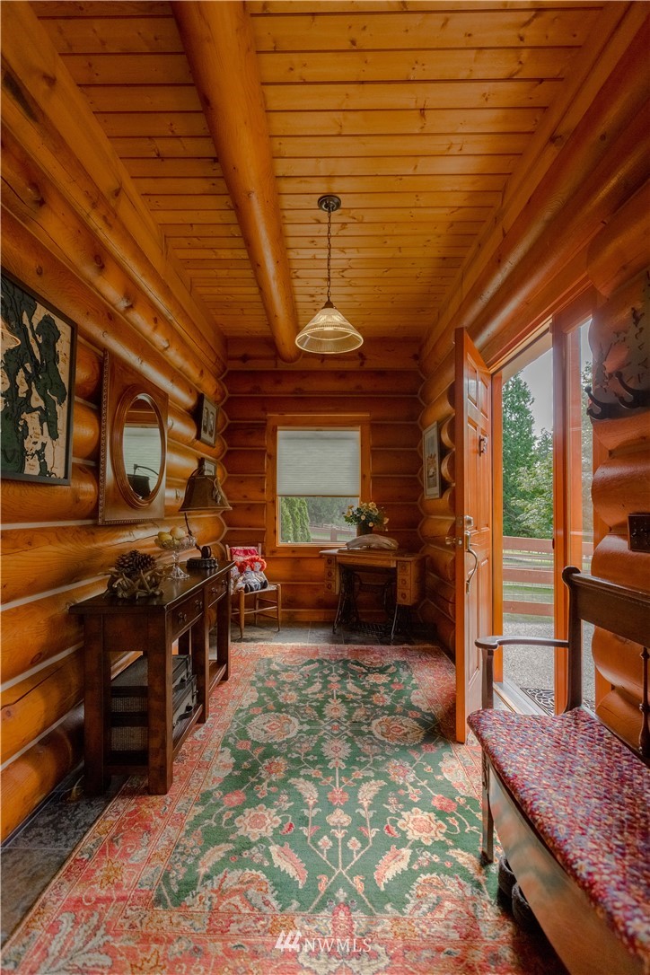 12057 Havekost Road Anacortes, WA 98221 - Photo 14 of 40 a view of a room with furniture