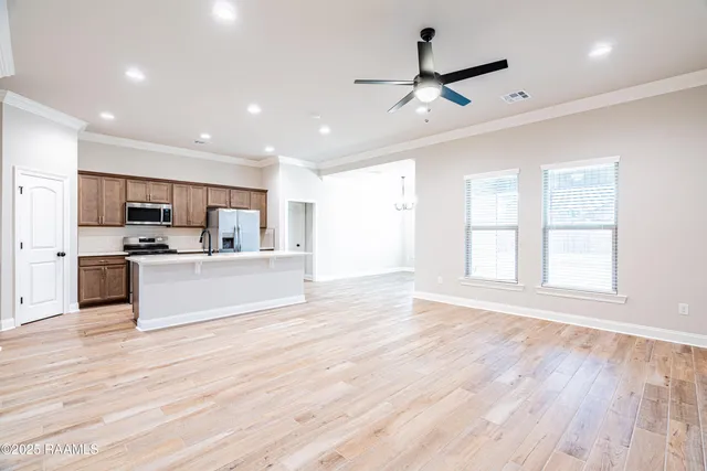 $2,000 | 102 Jubilation Street, Youngsville, LA 70592