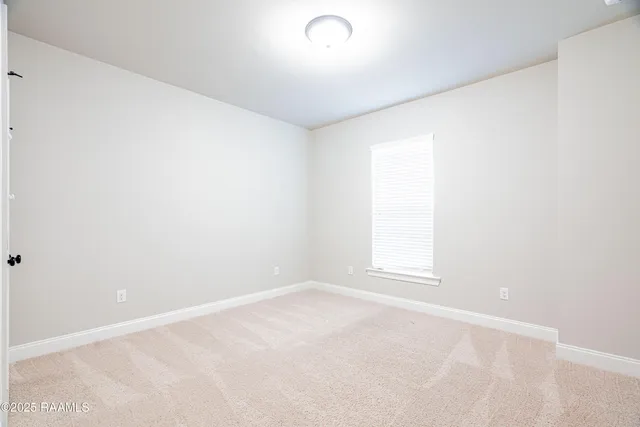 $2,000 | 102 Jubilation Street, Youngsville, LA 70592