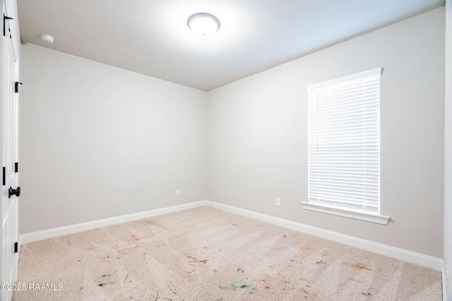 $2,000 | 102 Jubilation Street, Youngsville, LA 70592