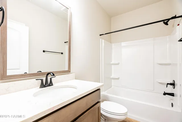 $2,000 | 102 Jubilation Street, Youngsville, LA 70592