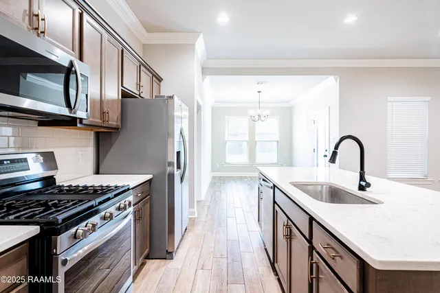 $2,000 | 102 Jubilation Street, Youngsville, LA 70592